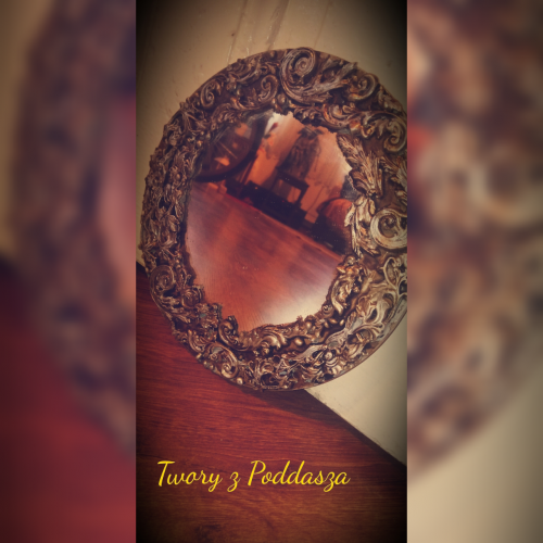 Lustro. Leśne. Jesienne.