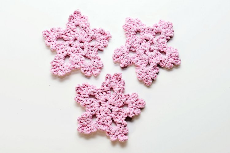 Bożonarodzeniowe śnieżynki 4