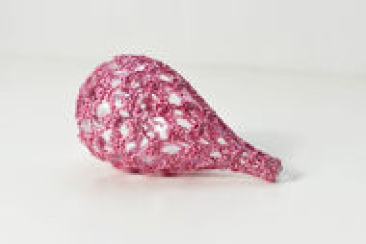 Różowa bombka łezka