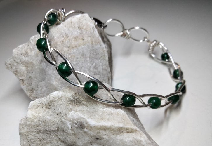 Bransoletka z jadeitem szmaragdowym