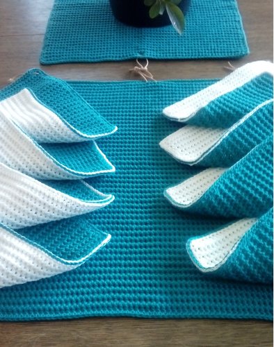 Duży komplet stołowy