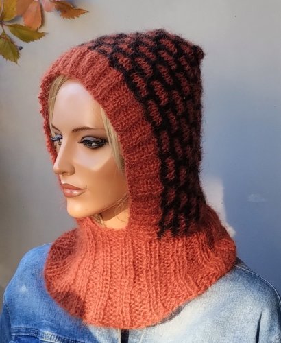 Kaptur z golfem rudo czarny