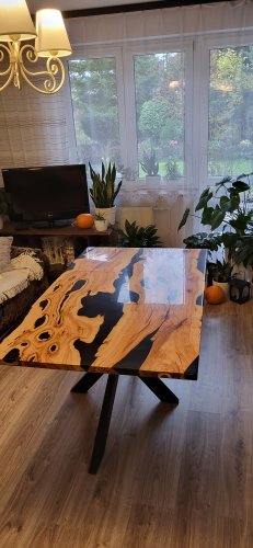 Stół loftowy oliwka z żywicą