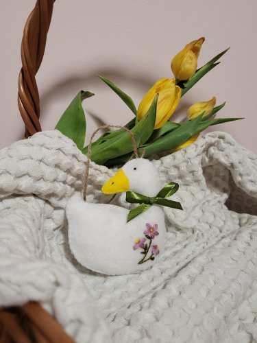 Filcowa zawieszka gąska