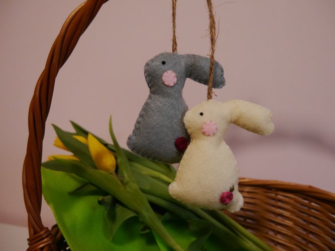 Filcowa zawieszka zajączek wielkanocny