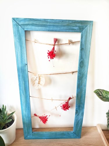 Ręcznie Wykonana Drewniana Rama na Zdjęcia z Suszoną Gliksją – Urok Natury i Personalizacji