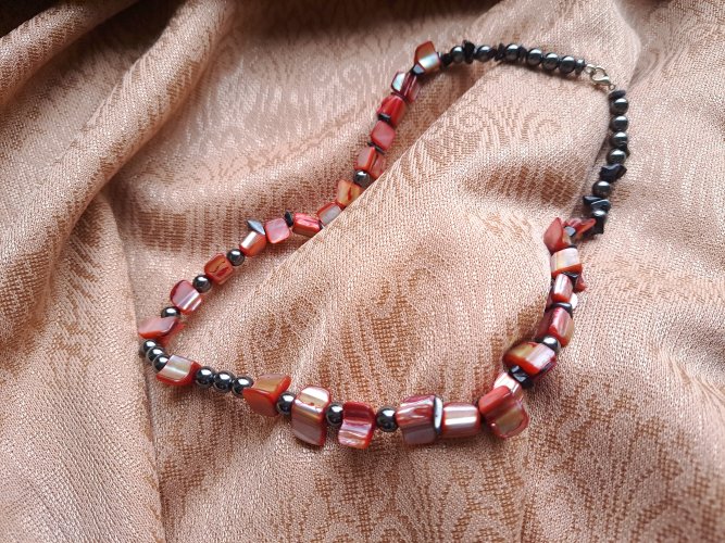 Naszyjnik z kamieni naturalnych