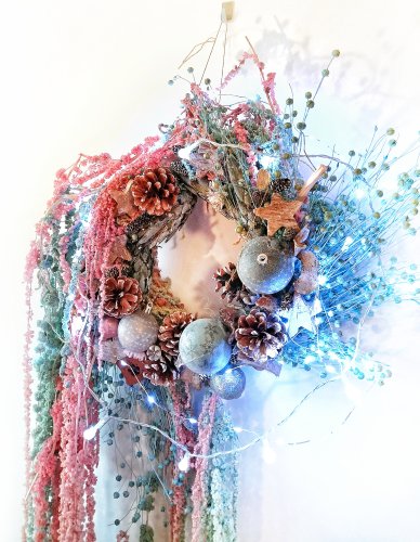 Wianek dla Lodowej Księżniczki – magiczna zimowa dekoracja pełna blasku i uroku!