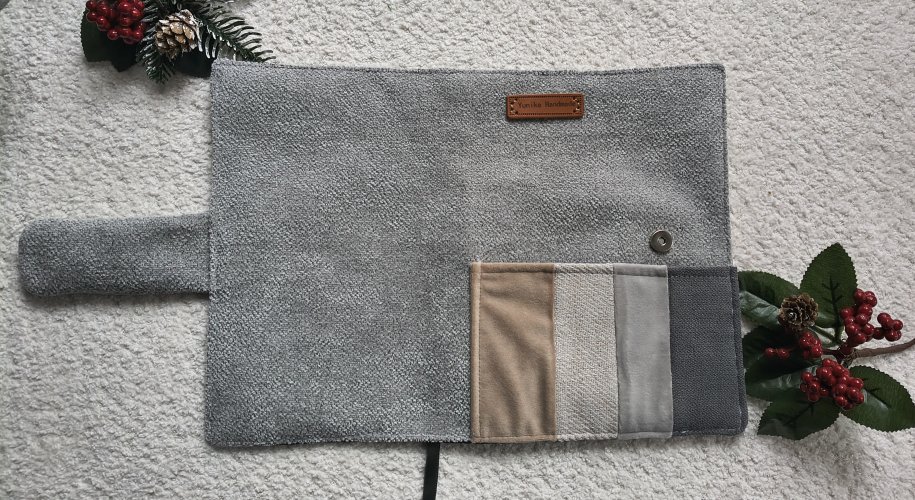 Okładka otulacz na książkę szara