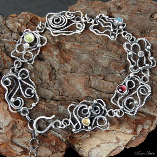 Bransoleltka srebrna z minerałami