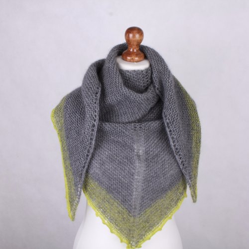 Szara wiosenna chusta