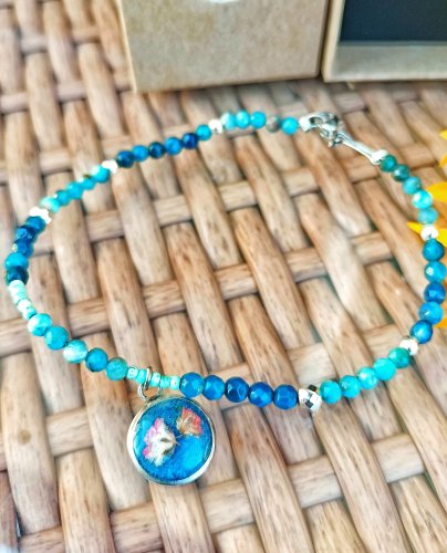 Bransoletka handmade z agatem, apatytem i prawdziwą gipsówką | Naturalne kamienie | Biżuteria z żywicy Resin Pro | Idealna na prezent